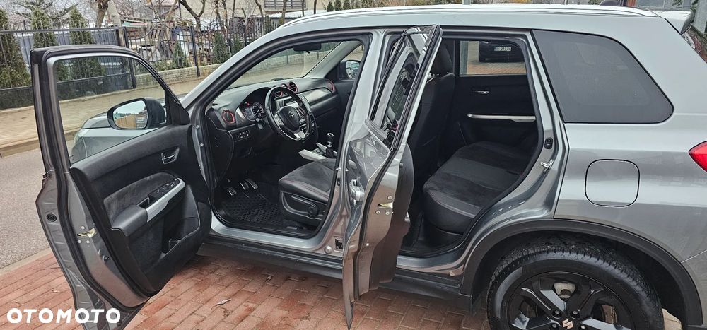 Suzuki Vitara 1.4 Boosterjet Allgrip Comfort+ - 29