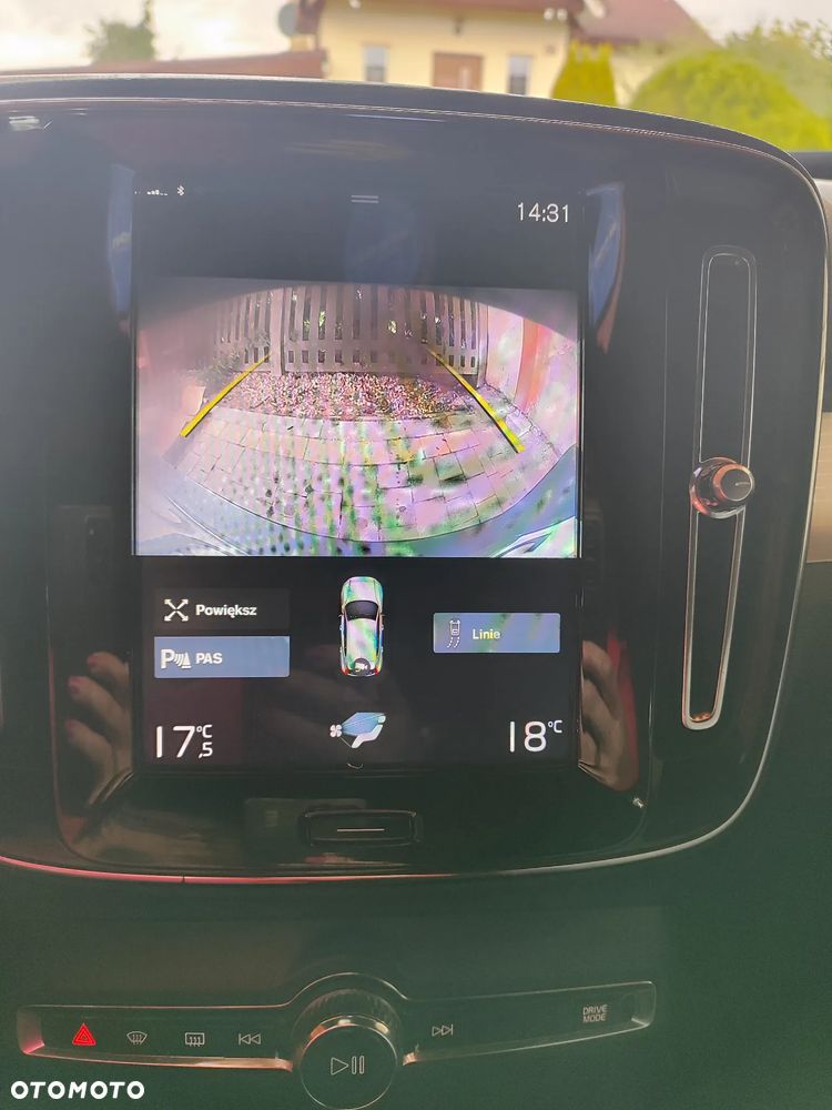 Volvo XC 40 D3 Momentum Pro - 14