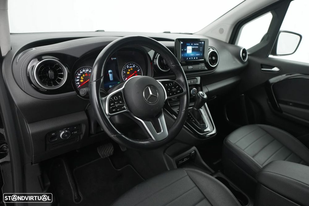 Mercedes-Benz T 180 d Auto Progressive - 26