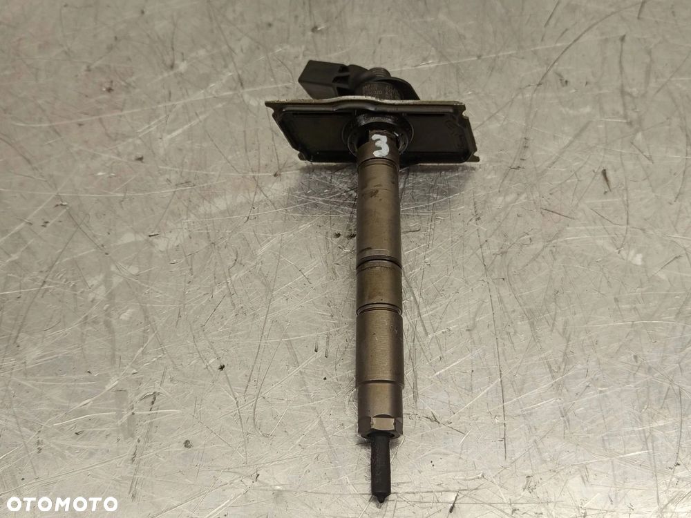 Wtryskiwacz Wtrysk Audi Q7 A6 C6 VW Touareg 3.0 TDI 059130277AH - 1