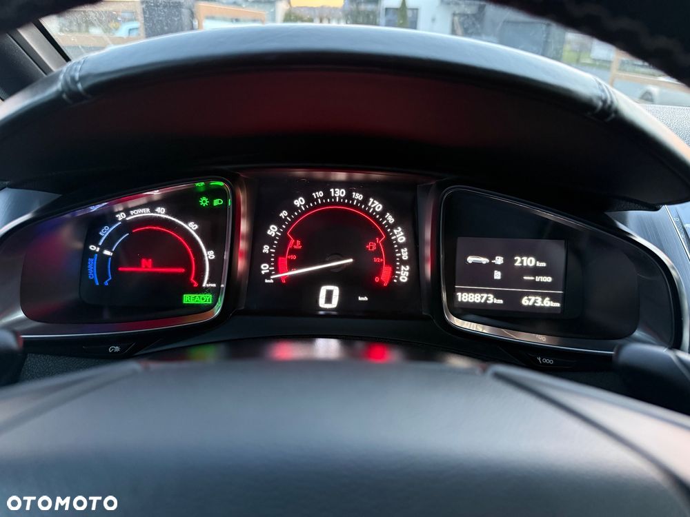 Citroën DS5 Hybrid4 EGS6 SportChic - 4