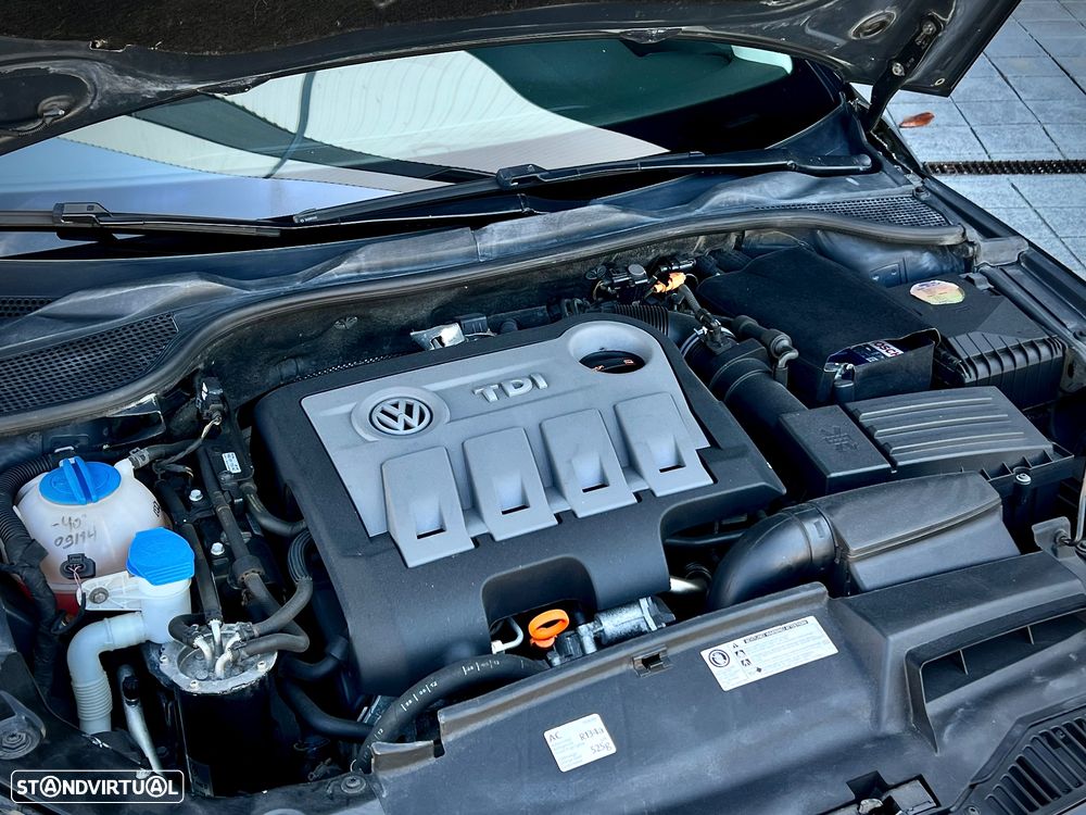 VW Scirocco 2.0 TDI R-Line - 16
