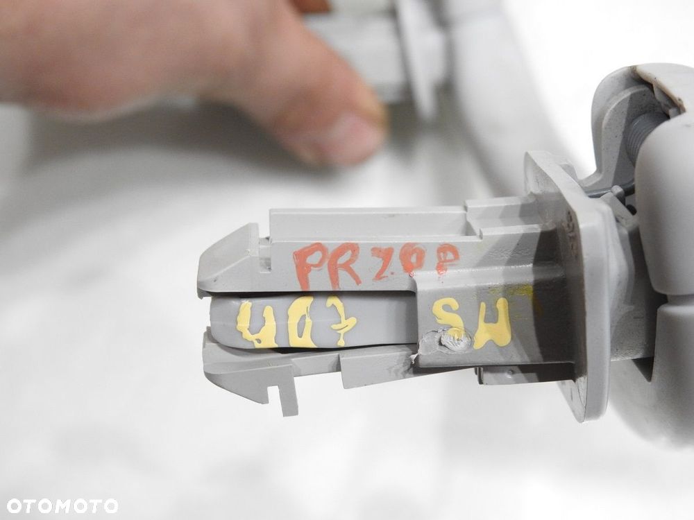 RĄCZKA UCHWYT PODSUFITKI PRZÓD PEUGEOT 407 - 6