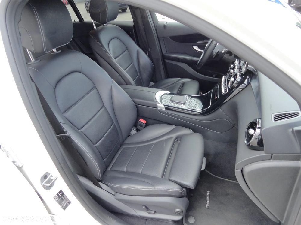 Mercedes-Benz GLC 220 d 4-Matic - 11