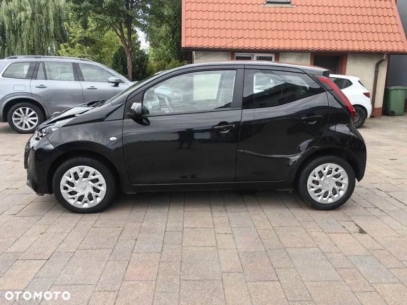 Toyota Aygo x.shift x-play connect - 5