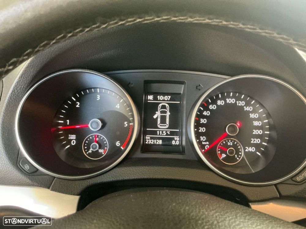 VW Golf - 4