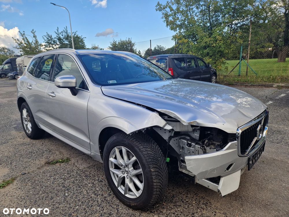 Volvo XC 60 B5 B AWD Momentum Pro - 5