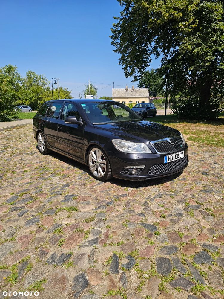 Skoda Octavia 2.0 TDI CR DPF RS - 12