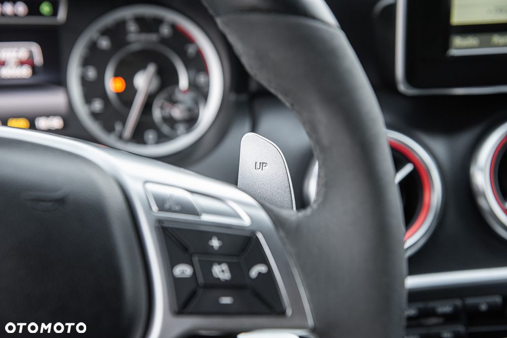 Mercedes-Benz Klasa A 45 AMG 4Matic AMG Speedshift 7G-DCT - 23