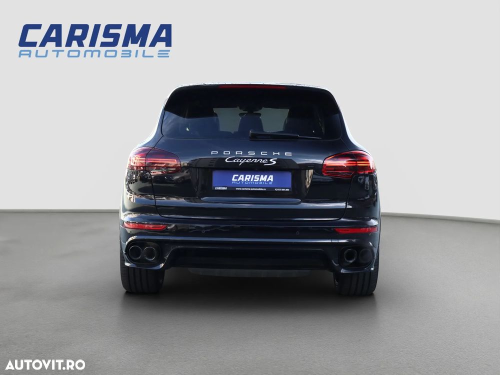 Porsche Cayenne Hybrid 3.0 L S E - 4