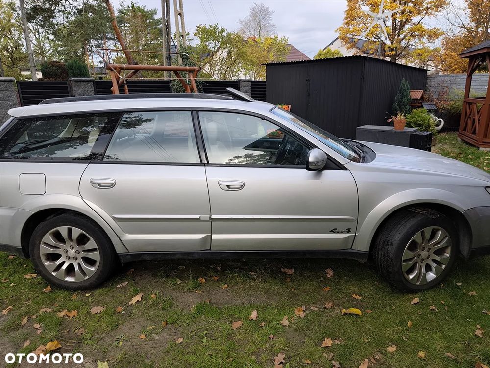 Subaru Legacy - 9