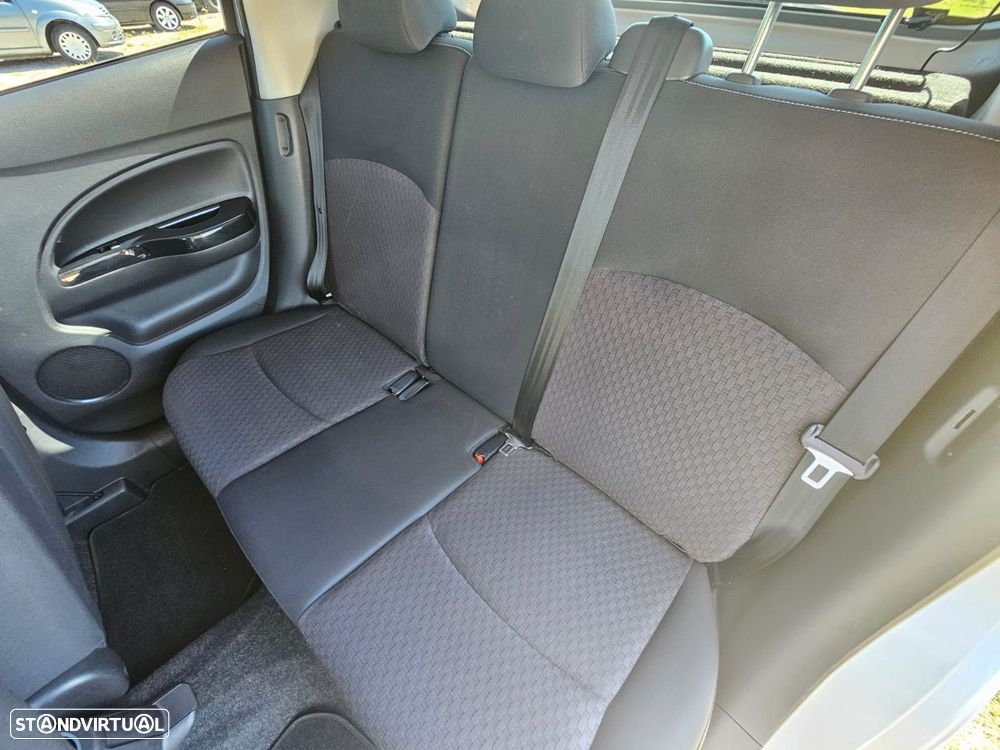 Mitsubishi Space Star 1.2 Intense - 20