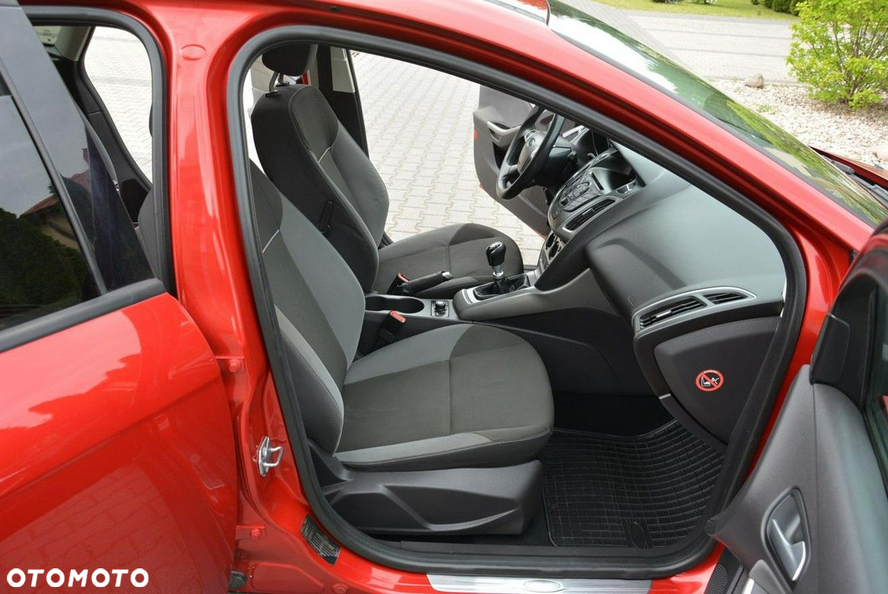 Ford Focus - 16