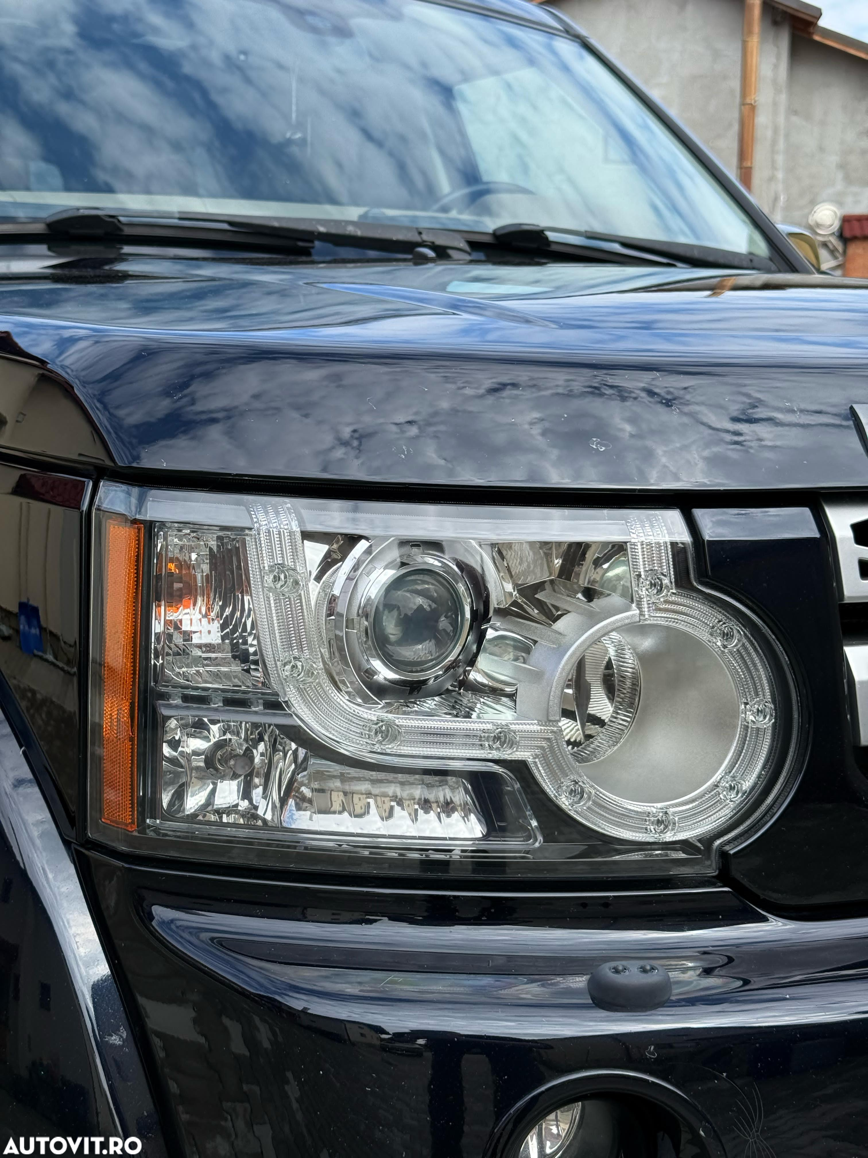 Land Rover Discovery 3.0 TD HSE Aut. - 17