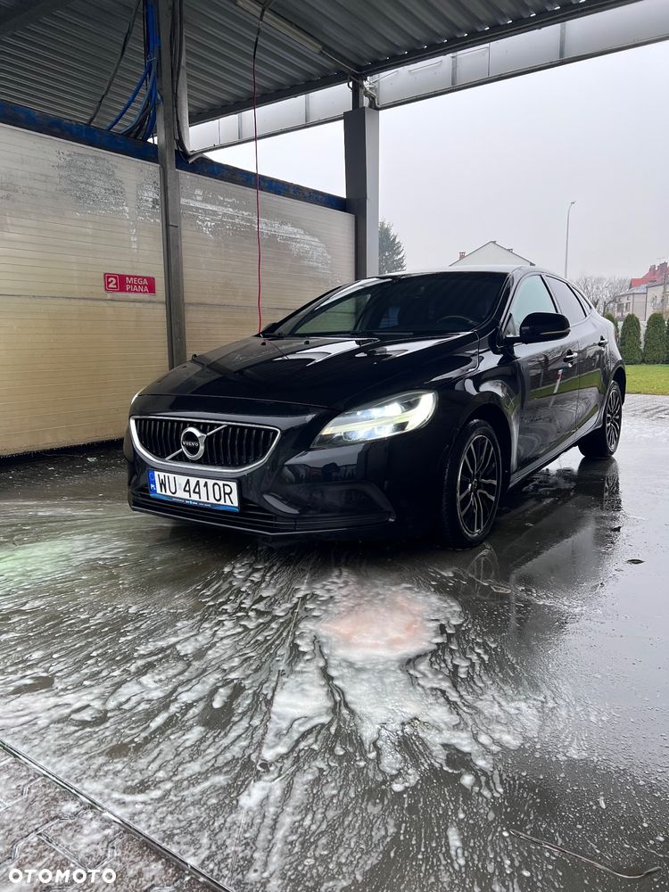 Volvo V40 D2 Drive-E R-Design Momentum - 2