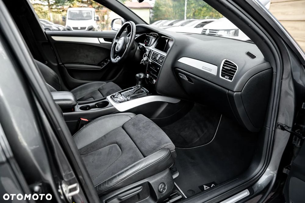 Audi A4 Avant 2.0 TFSI quattro S tronic S line Sportpaket - 22