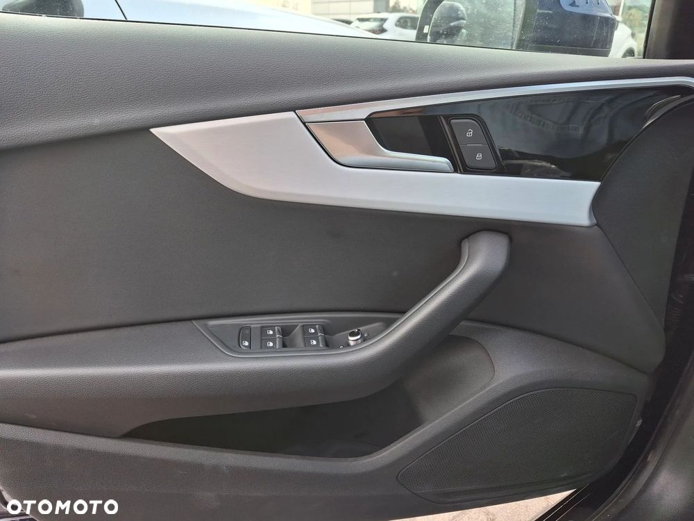 Audi A4 Avant 50 TDI quattro tiptronic S line - 11