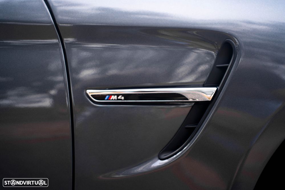 BMW M4 Auto - 30