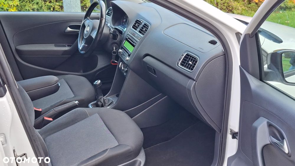 Volkswagen Polo 1.4 16V Highline - 7