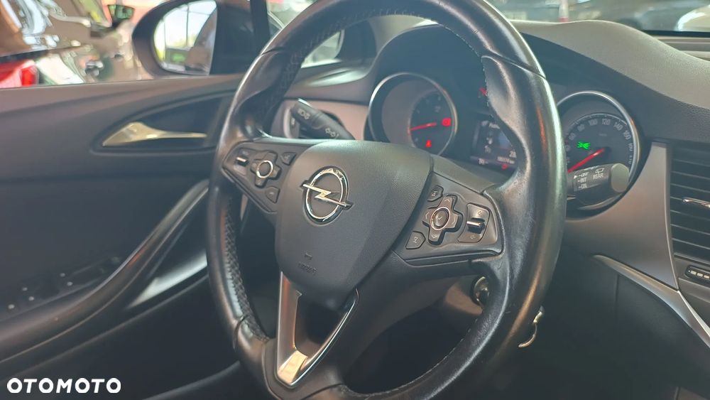 Opel Astra 1.4 T Elite - 23