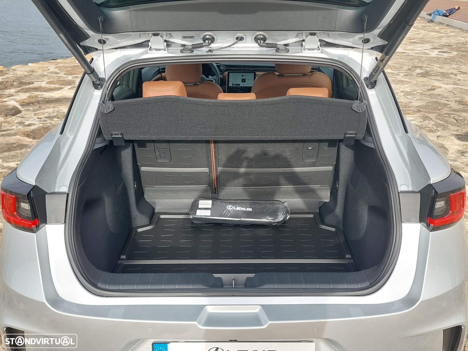 Lexus LBX Relax - 14