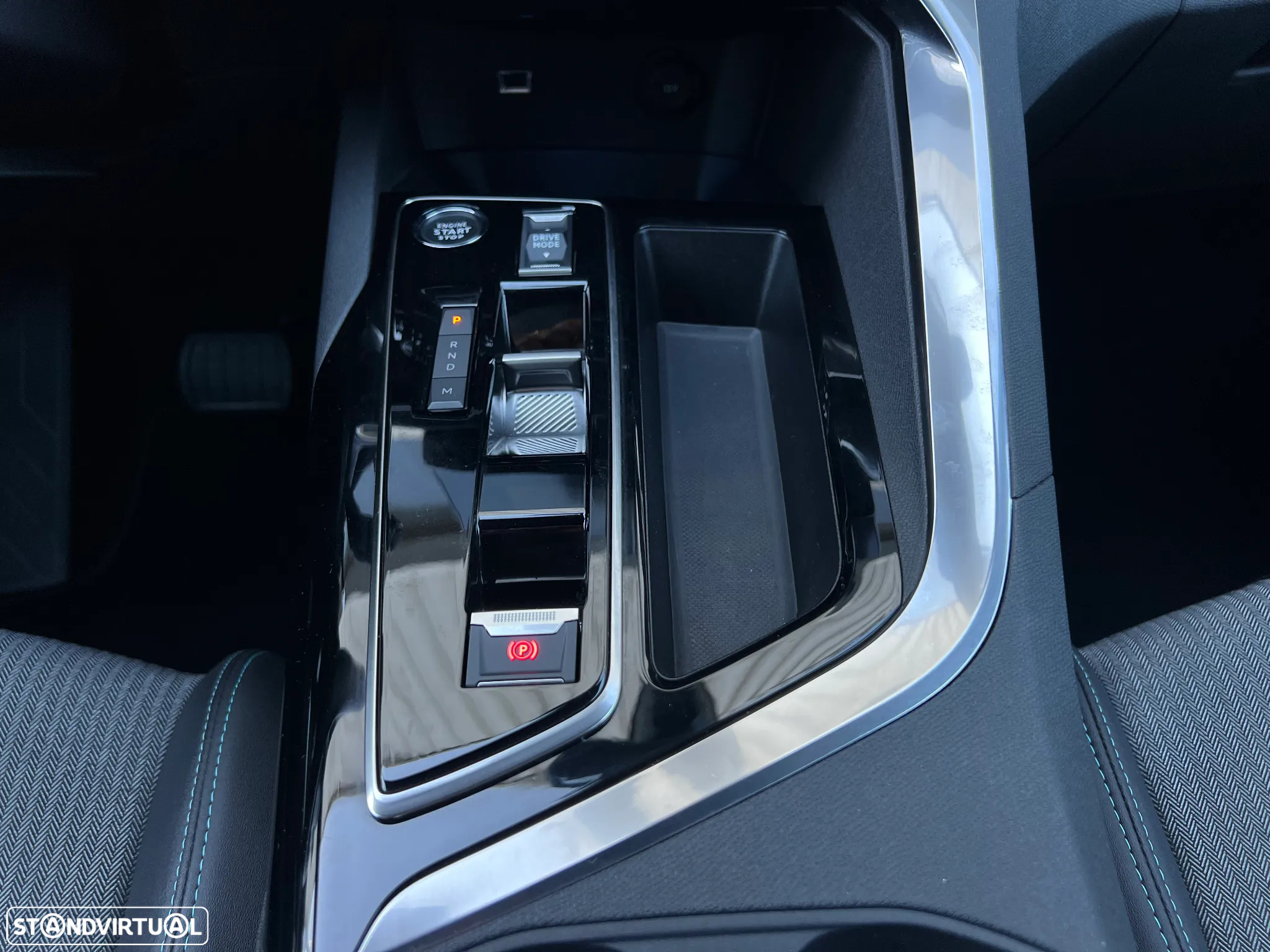 Peugeot 3008 1.2 Hybrid Allure Pack e-DCS6 - 35