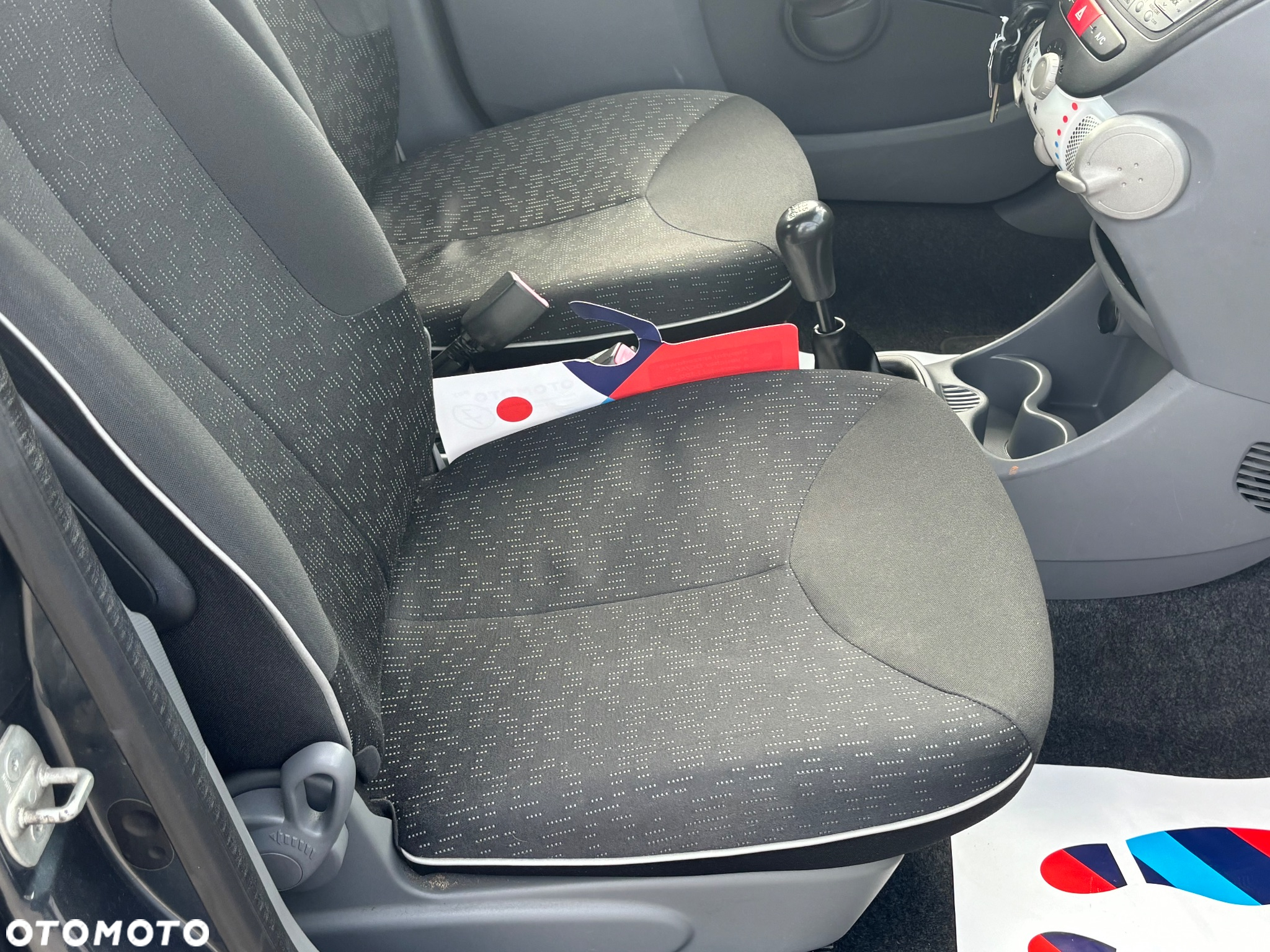 Peugeot 107 1.0 Trendy - 25