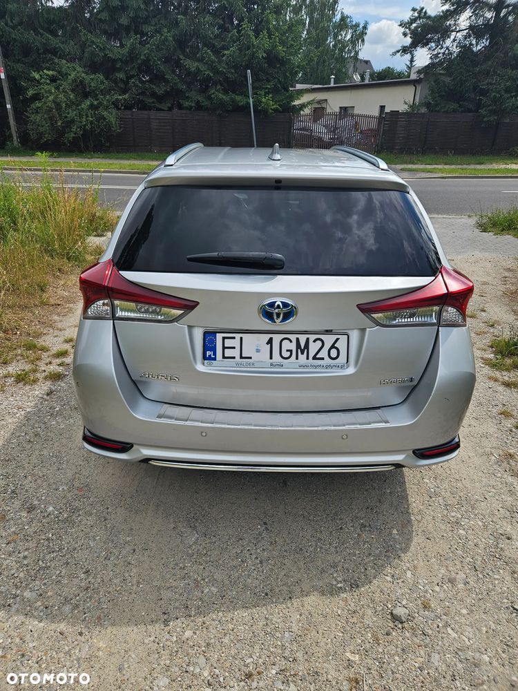 Toyota Auris Hybrid 135 Premium - 3