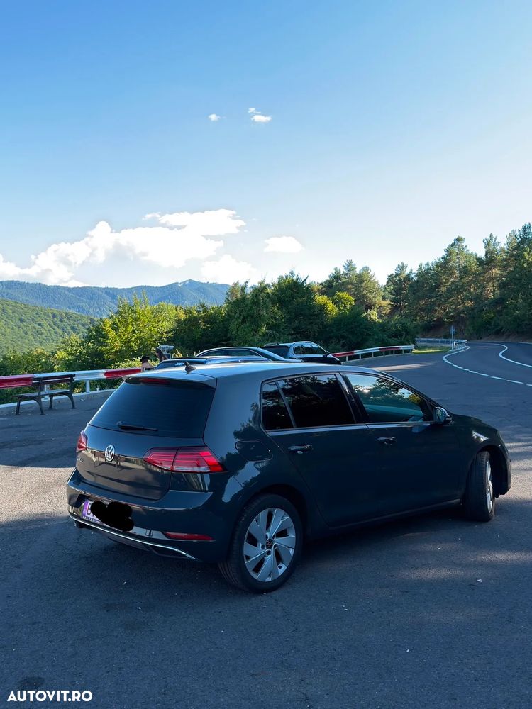 Volkswagen Golf 1.6 TDI Comfortline - 3