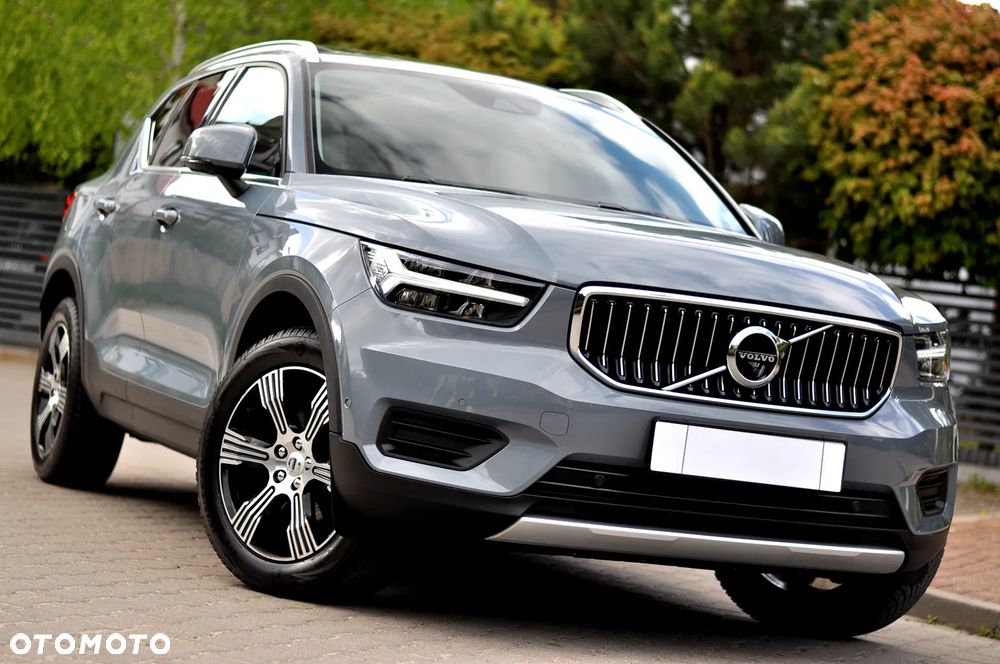 Volvo XC 40 T3 R-Design - 1