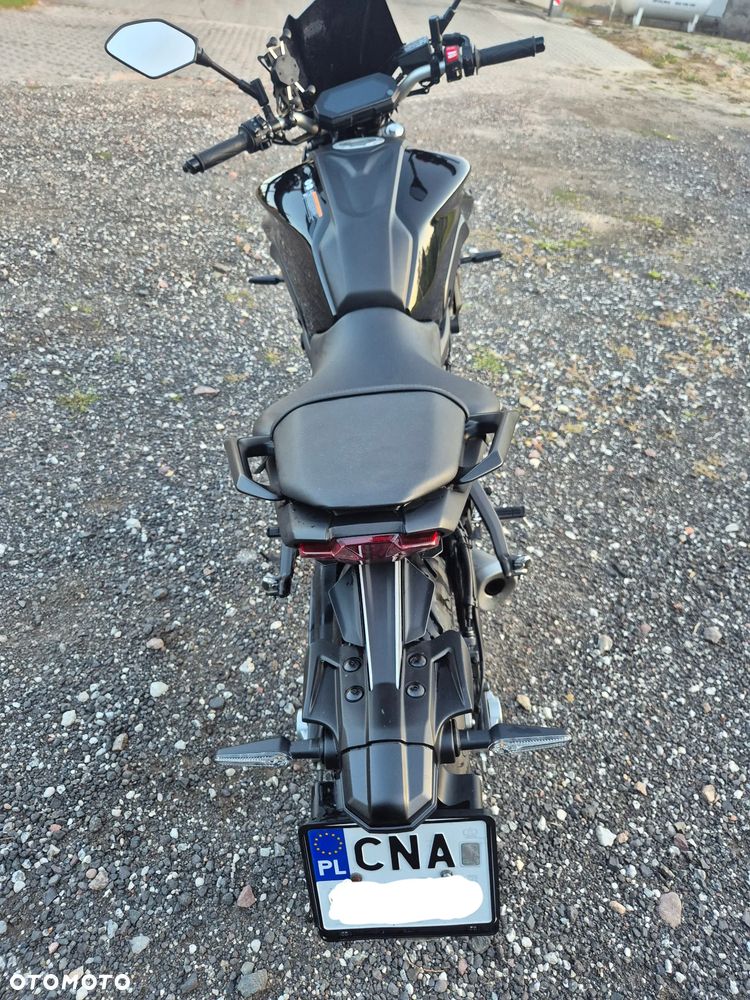 Yamaha MT - 6