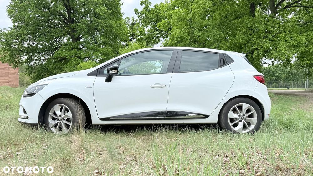 Renault Clio 1.2 16V Limited EU6 - 6