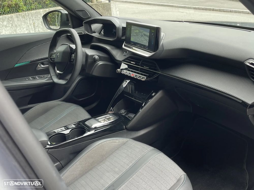 Peugeot e-2008 Allure Pack - 21