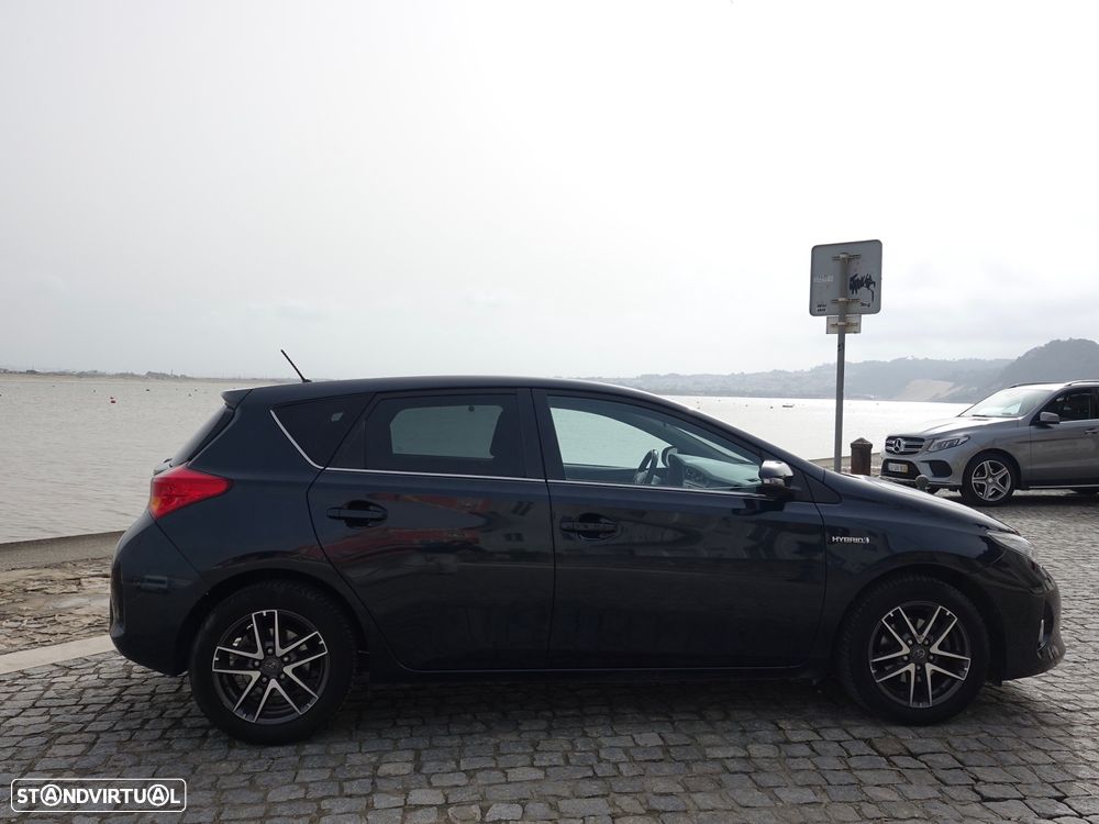 Toyota Auris 1.8 HSD - 4