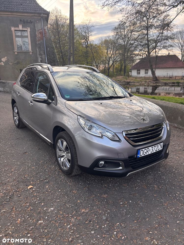 Peugeot 2008 1.2 VTi Allure - 3