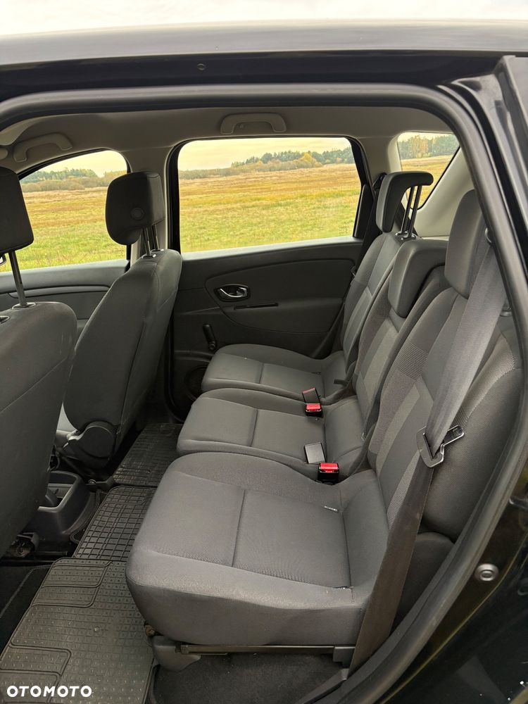 Renault Scenic - 12