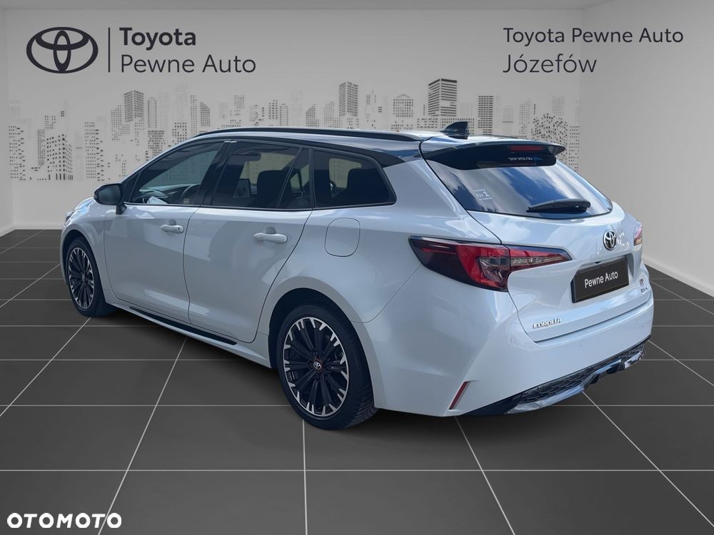 Toyota Corolla - 4