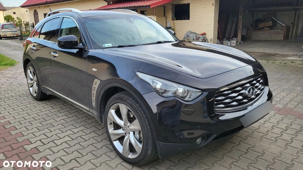 Infiniti FX - 1