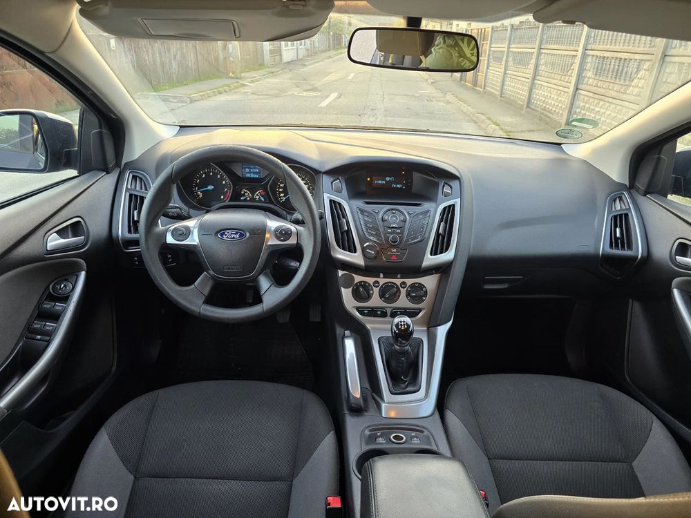 Ford Focus 1.0 EcoBoost Start-Stopp-System TREND - 5