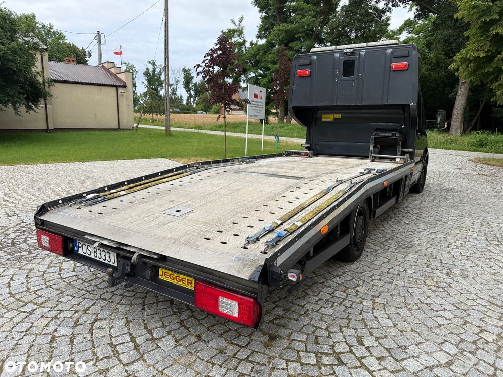 Mercedes-Benz SPRINTER - 10