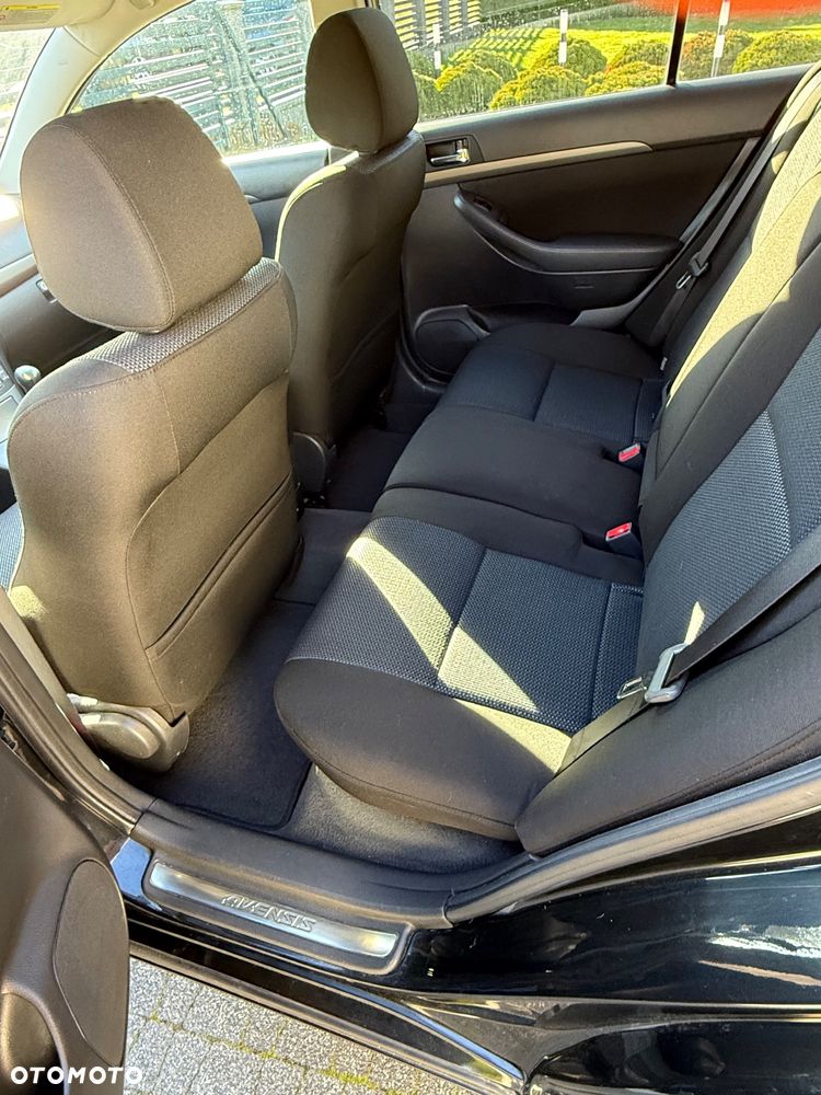Toyota Avensis 1.8 VVT-i Combi - 13
