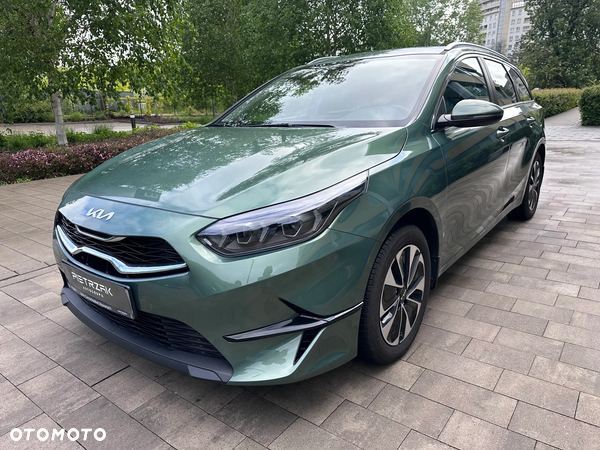 Kia Ceed 1.5 T-GDI Tribute DCT