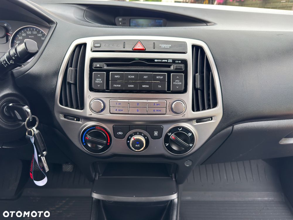 Hyundai i20 - 28