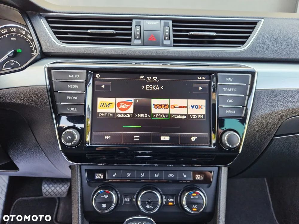 Skoda Superb Combi 2.0 TDI DSG SportLine - 33