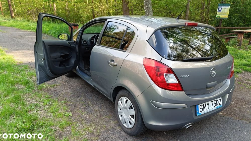 Opel Corsa 1.2 16V Enjoy - 13