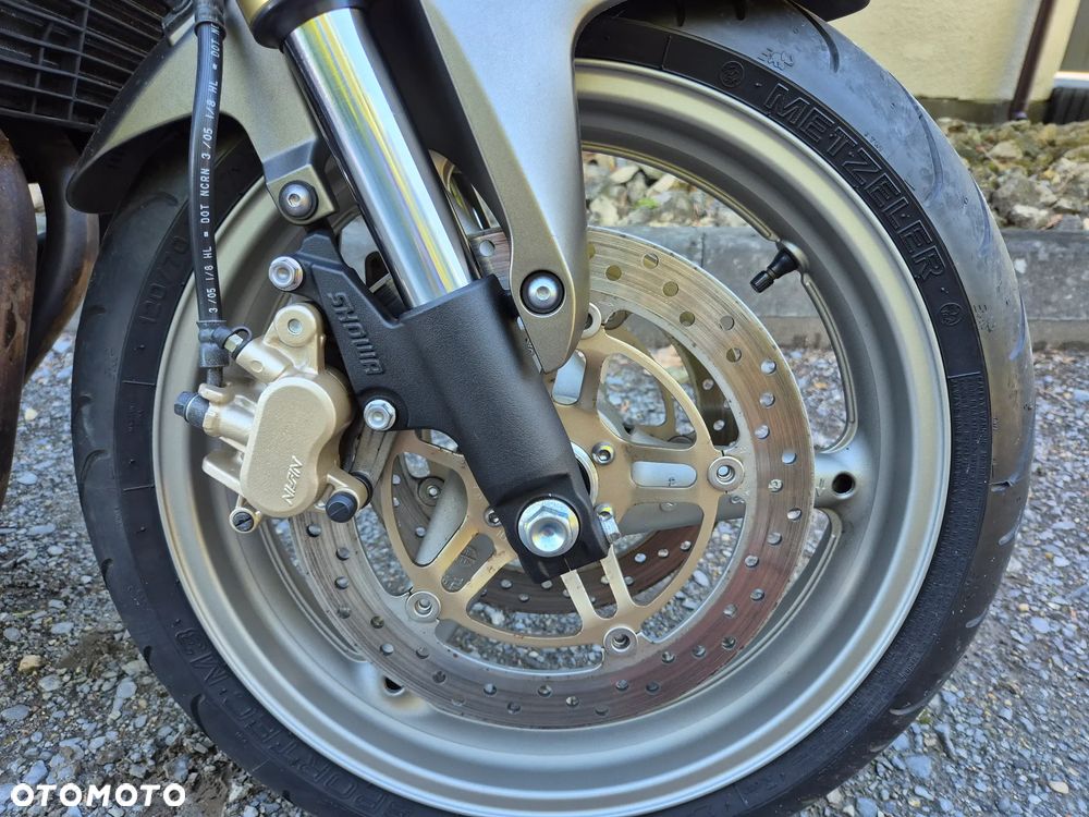 Honda Hornet - 39