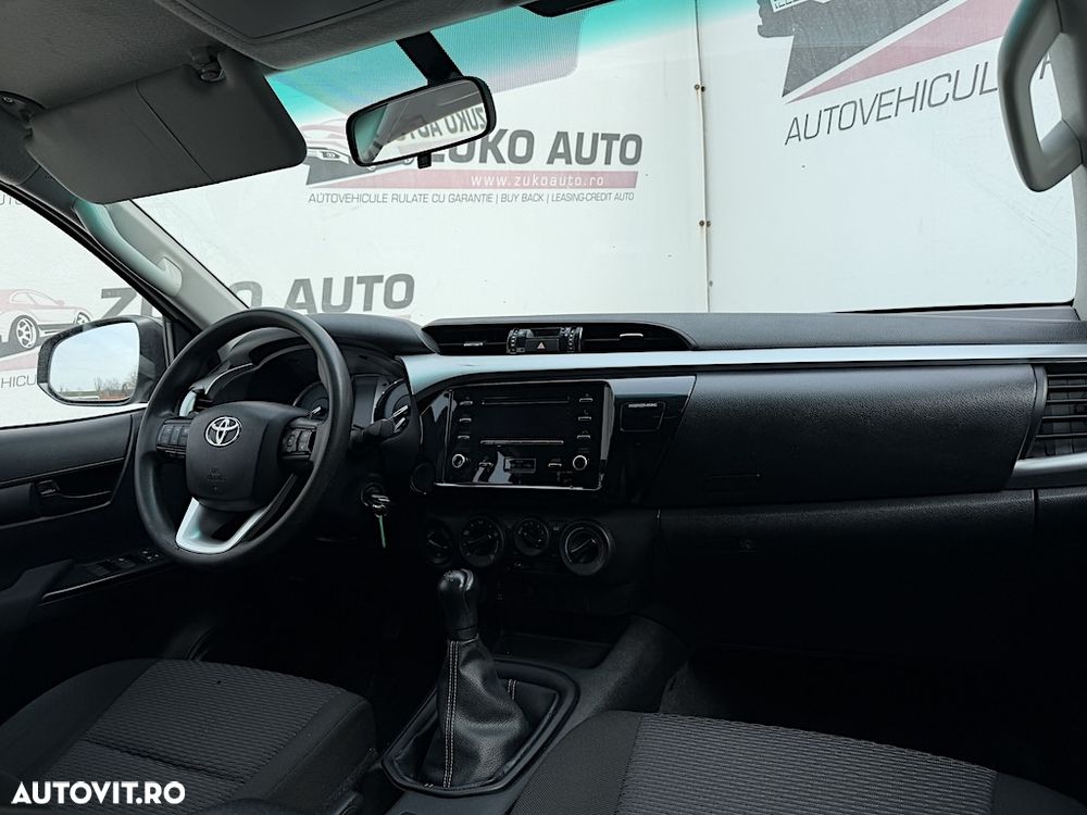 Toyota Hilux - 10