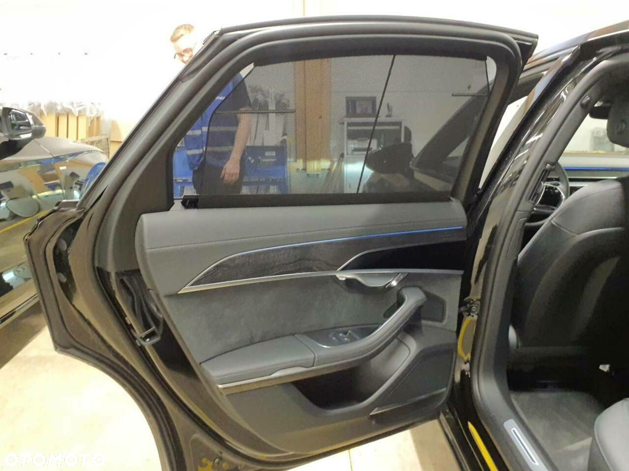Audi A8 - 10