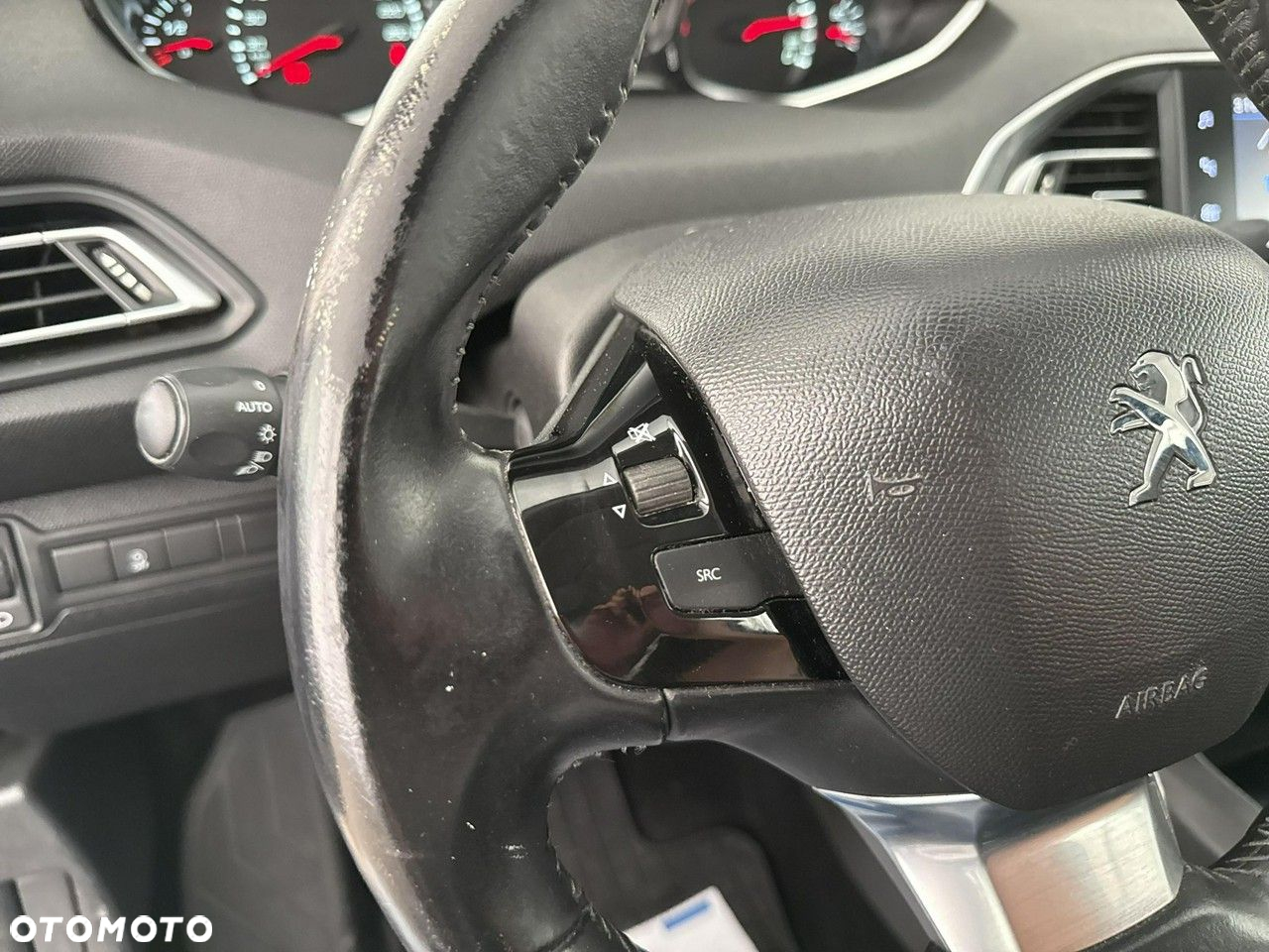 Peugeot 308 - 26