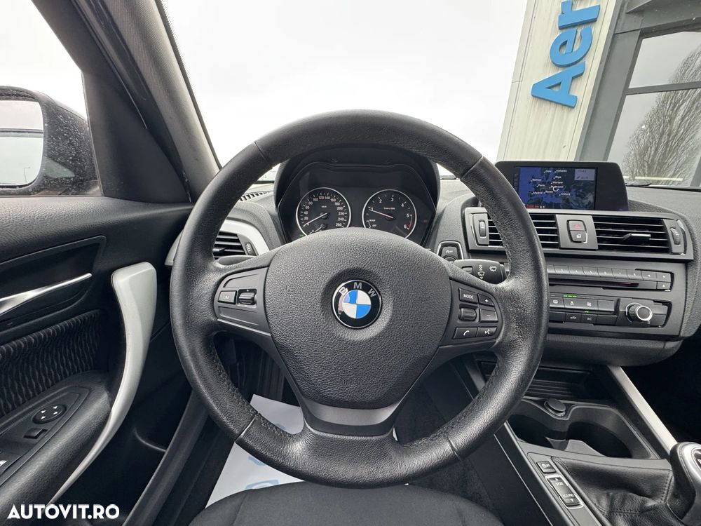BMW Seria 1 118d - 23